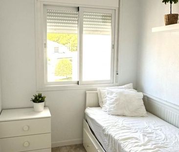 3 bedroom luxury Townhouse for rent in Nueva Andalucia, Andalusia - Photo 5