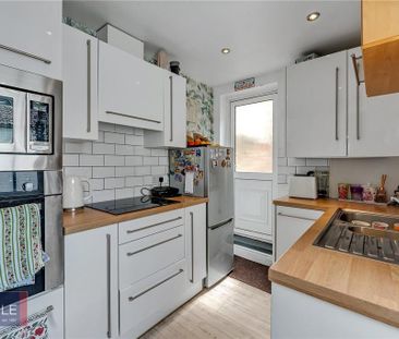 1 bedroom property to rent - Photo 4