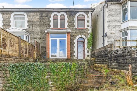 House For Rent Brynhyfryd Place, Pontypridd - Photo 2