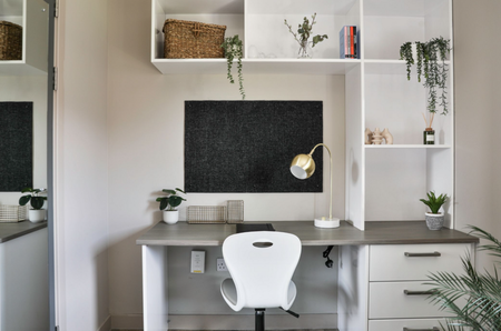 1 bedroom in a house share to rent - Photo 5