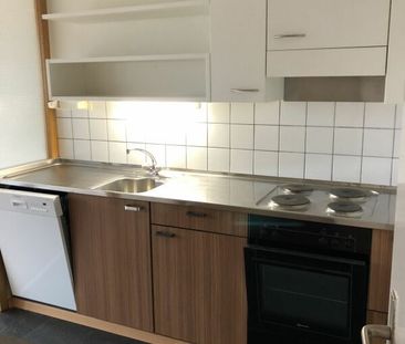 Premier mois gratuit - Appartement de 4,5 pièces, 3ème étage beau s... - Photo 2