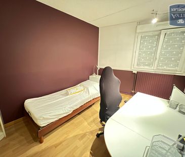 Location Appartement 5 pièces 94m² ECHIROLLES 38130 - Photo 6