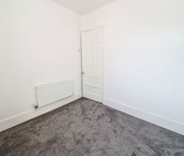 Victoria Road, Bebington - Photo 2