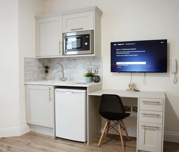 *All Bills Inc* 6 Luxury Self-Contained Studios Studio 4 - Photo 6