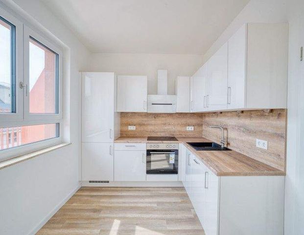 Erstbezug! Elegante 2-Zimmer-Wohnung mit Wasserblick - Ihr neues Zuhause in Spandau! - Photo 1