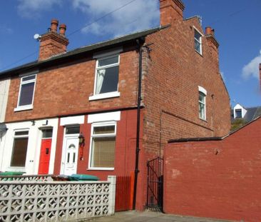 3 bedroom terraced house to rent - Photo 6