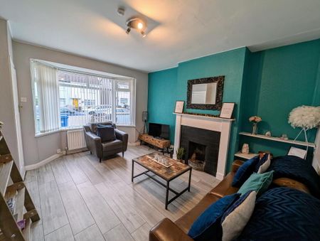 44 Grovehill Gardens, Bangor, BT20 4NS - Photo 2