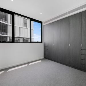 Essential worker affordable housing - 20% under market rent - Photo 2