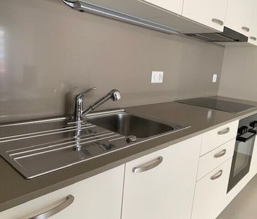 LUMINOUS 2-ROOM APARTMENT FOR RENT IN CASSARATE - Photo 4