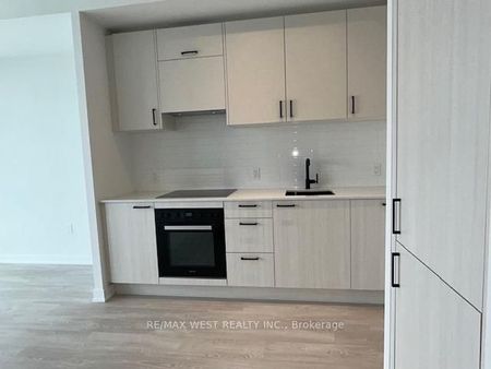 For Lease - 1 Quarrington Lane Unit# 1218, Toronto, Ontario - Photo 4