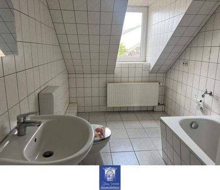 Wunderschöne Etagenwohnung mit vorteilhafter Raumaufteilung und schönem Blick! - Photo 2