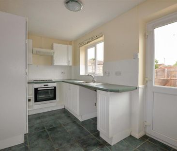 2 bedroom terraced house to rent - Photo 6