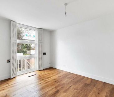 4 bedroom terraced house to rent - Photo 3