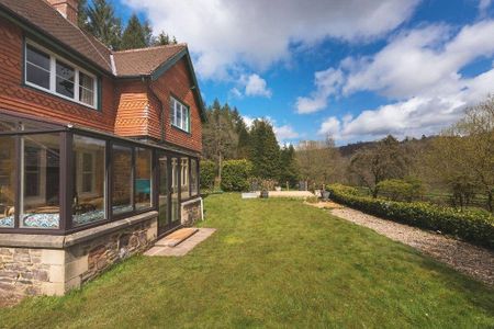Dulverton, Somerset, TA22 - Photo 2