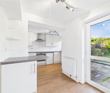3 bedroom semi-detached house to rent - Photo 3