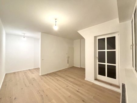 1190! Generalsanierte 2-Zimmer Wohnung mit kleiner Terrasse und neuer Küche ab Dezember 24! - Photo 3