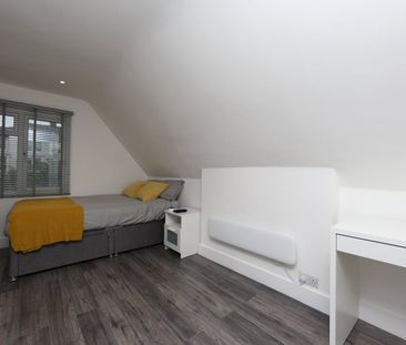 Room in a Shared Flat, Croydon Road, SE20 - Photo 2