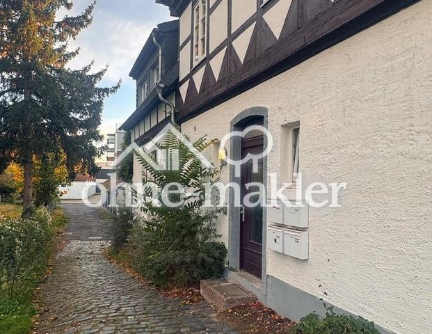 Großzügige moderne Studiowohnung mit Balkon & Einbauküche in historischem Gebäude - Photo 1