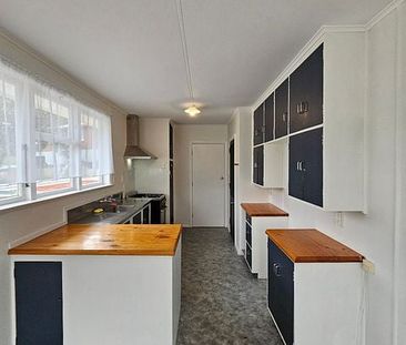 Charming Timberlea 3BR Family Home - Photo 1