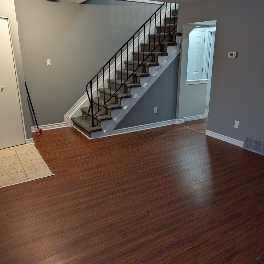 For Lease - 105 Augusta Crescent, London South, Ontario - Photo 1