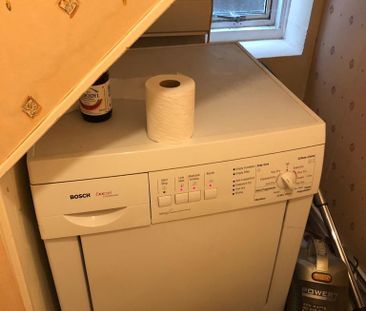 4 bedroom semi-detached house to rent - Photo 1