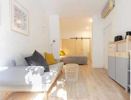 Carrer de les Balears, Barcelona, Catalonia 08023 - Photo 2