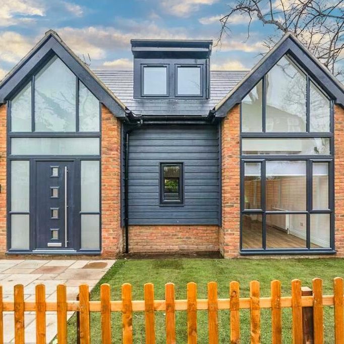 Edeleny Close, East Finchley, London - Photo 1