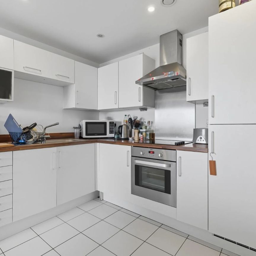 1 Bedroom Apartment - Photo 1