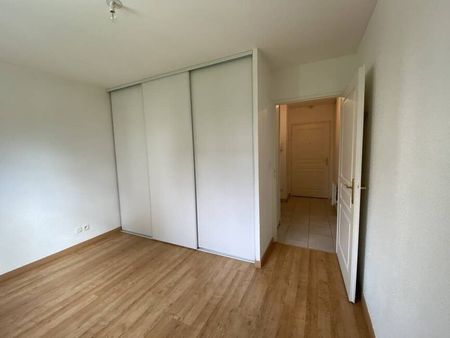 Appartement - 2 pièces - 50 m² - Saint-Étienne - Photo 2