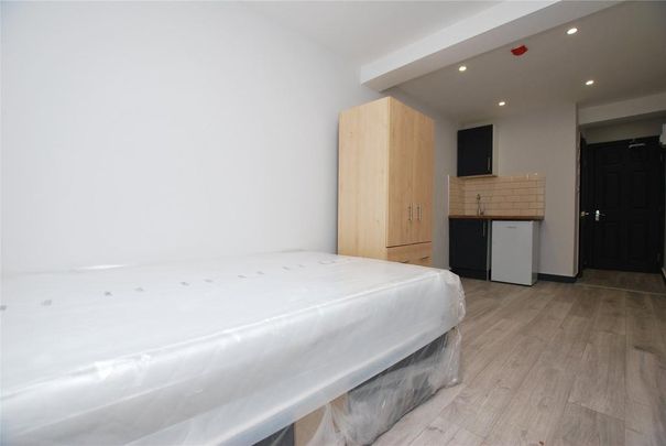 1 bedroom house of multiple occupation to rent - Photo 1