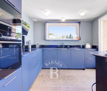 LOCATION SAISONNIÈRE - GRIMAUD - ACCES MER A PIED - 4 CHAMBRES - PI... - Photo 1