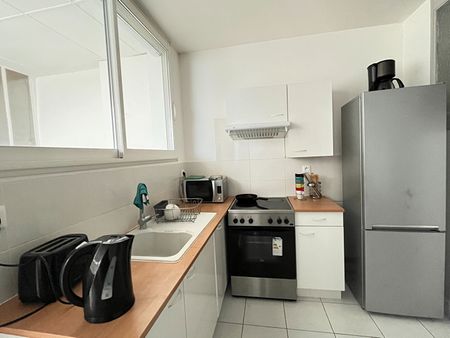 Location Appartement 2 pièces 40m² - Photo 4