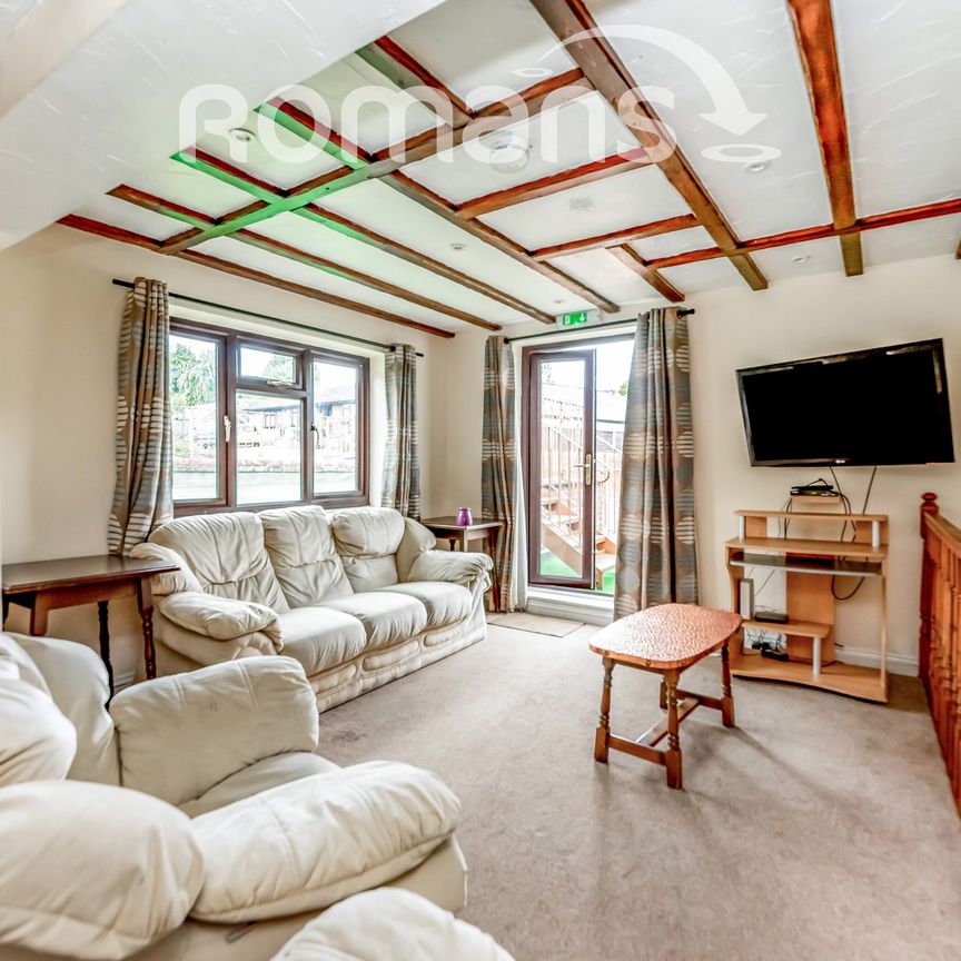 1 bedroom property to rent - Photo 1