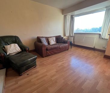 Kirkstall Road - Photo 1