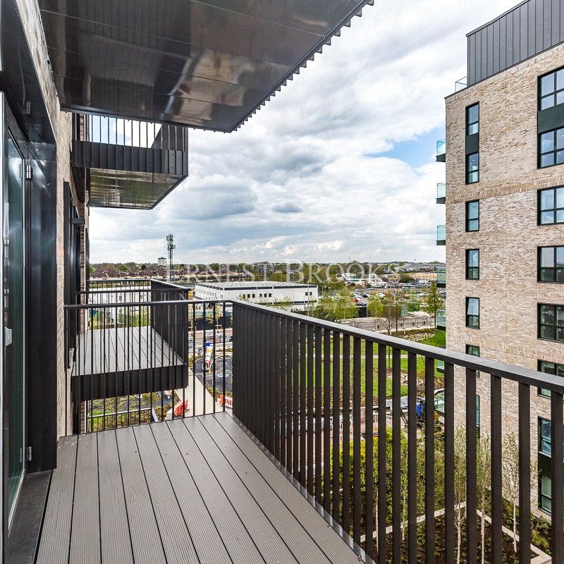 Arber House, 2 Greenleaf Walk, UB1 1FR - Photo 1