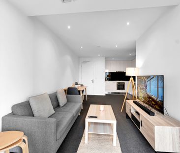 FURNISHED 18TH FLOOR APARTMENT WITH FANTASTIC SOUTHBANK LIFESTYLE! - Photo 4