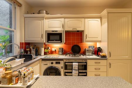 1 bedroom flat to rent - Photo 2