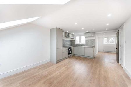 Wells House Road, North Acton, NW10 - Photo 3