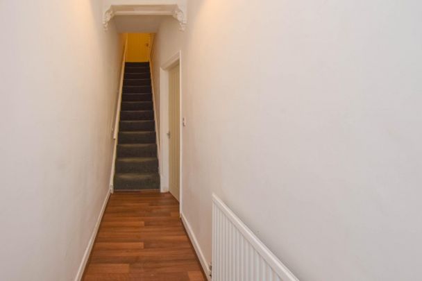 3 bed House - Terraced for Rent - Photo 1