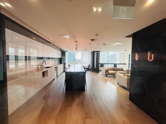 For Lease - 4065 Confederation Parkway Unit# 3009, Mississauga, Ontario - Photo 1