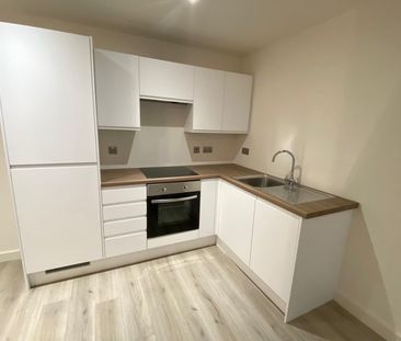 2 bedroom apartment to rent - Photo 4
