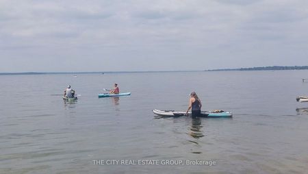 For Lease - 22 Pineway Avenue Unit# Main Floor, Georgina, Ontario - Photo 2