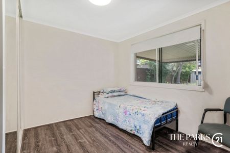 Modern Family Home - Photo 4