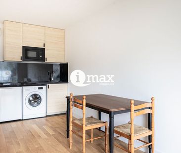 Location Appartement COURBEVOIE - - Photo 1