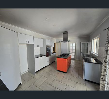 407 Morgan Street, Broken Hill, NSW 2880 - Photo 2