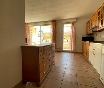 T4 expo sud, immeuble récent en CV avec balcon, parking - Photo 2