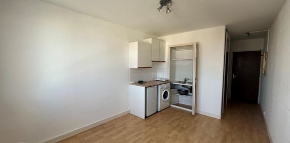 Location Appartement 1 pièce 18m² FONTAINE LES DIJON 21121 - Photo 2