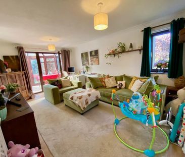 Church Road, Norwich, Great Plumstead - Photo 1