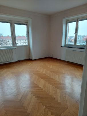 Kungsvägen, Eskilstuna - Photo 1