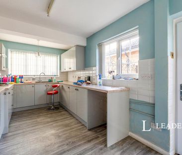 2 bedroom bungalow to rent - Photo 1